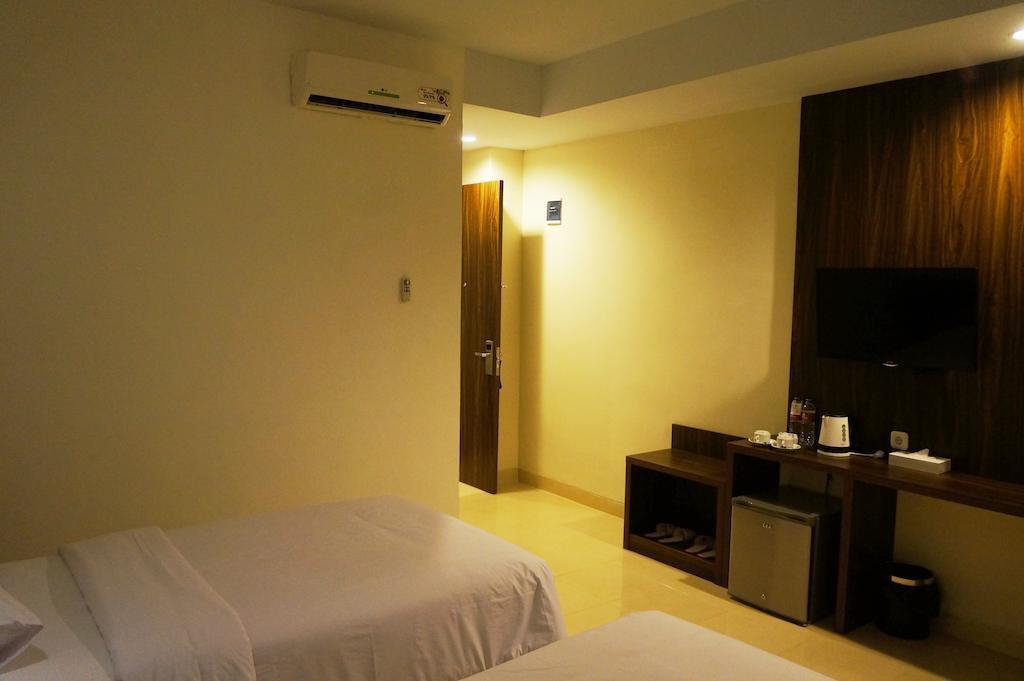 Ameera Hotel Pekanbaru Εξωτερικό φωτογραφία