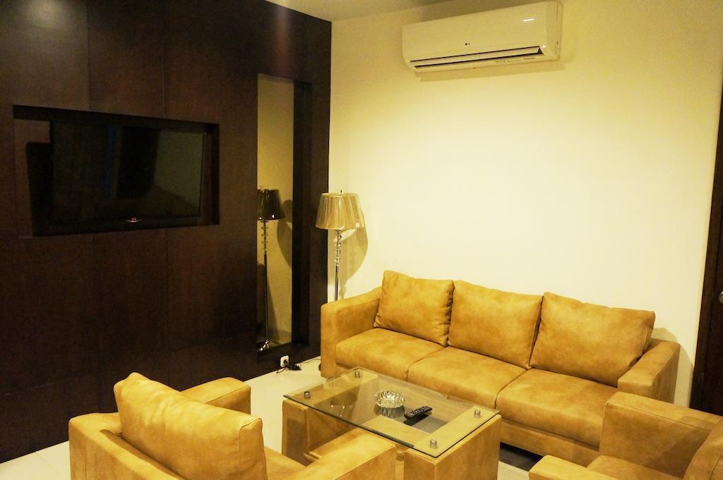 Ameera Hotel Pekanbaru Εξωτερικό φωτογραφία