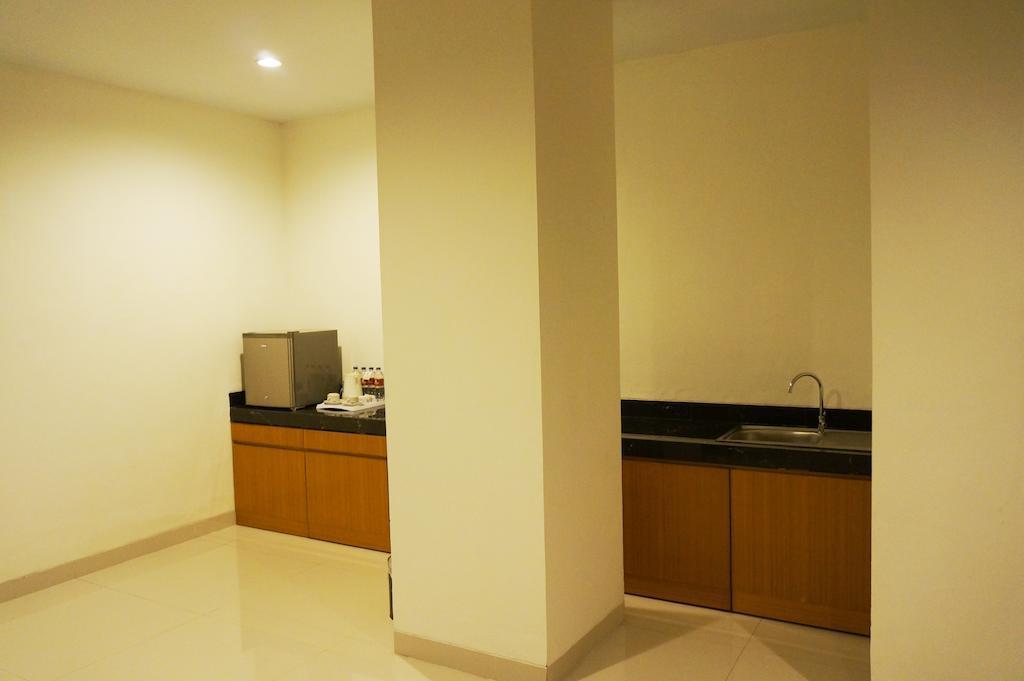 Ameera Hotel Pekanbaru Εξωτερικό φωτογραφία