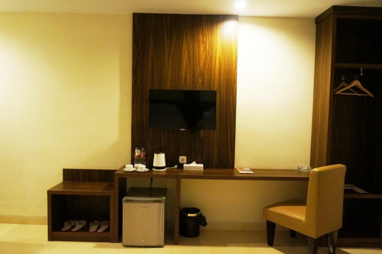 Ameera Hotel Pekanbaru Εξωτερικό φωτογραφία
