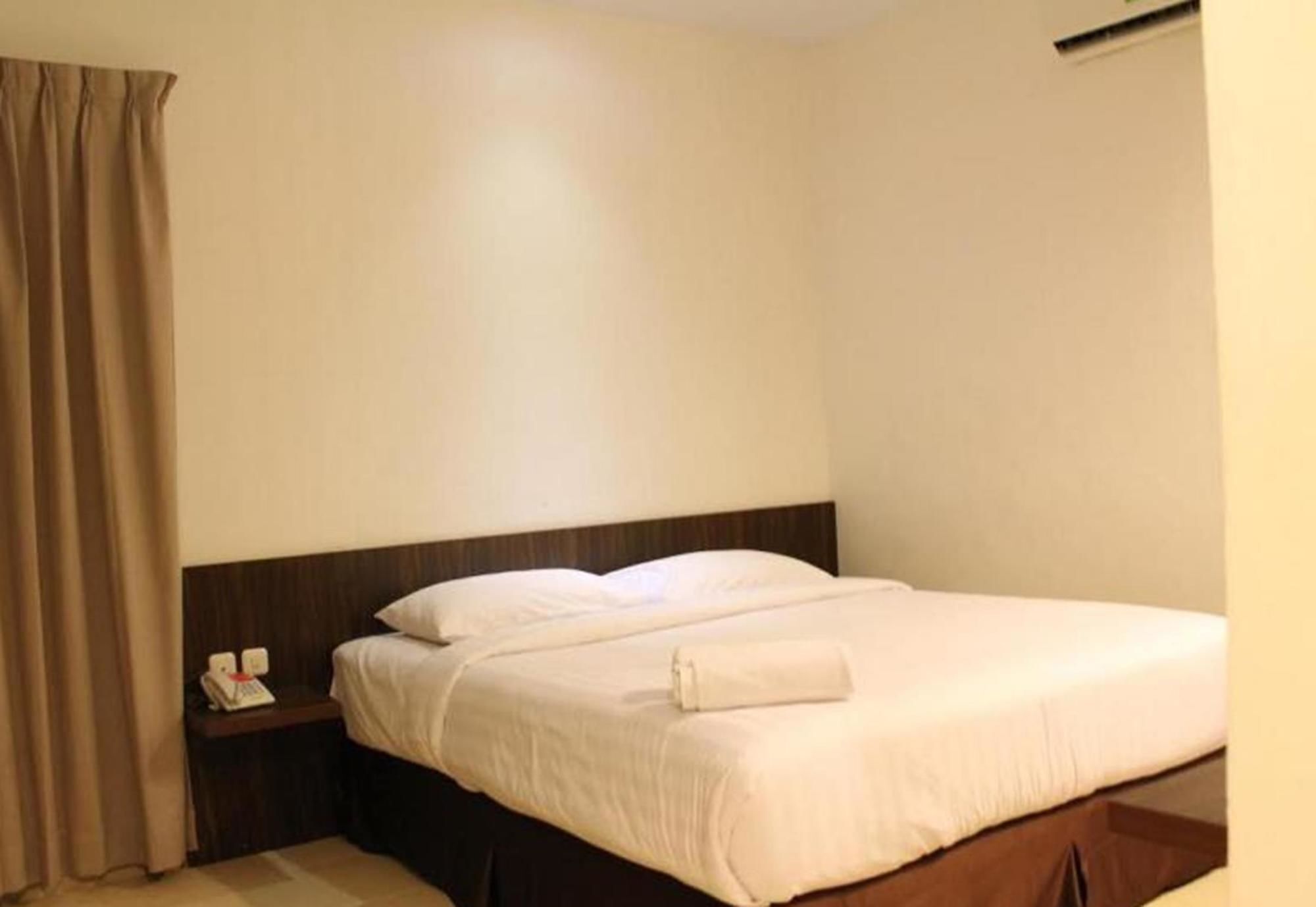 Ameera Hotel Pekanbaru Εξωτερικό φωτογραφία